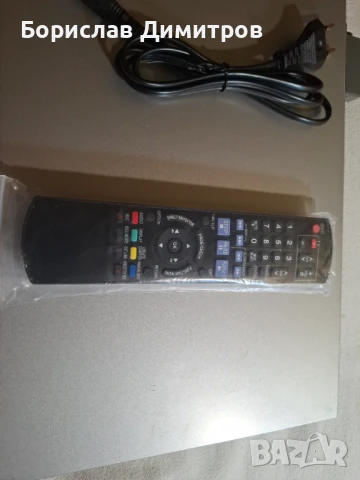 Продавам ново DVD Panasonic DMR-EH57 DVD/HDD рекордер с TV тунер+дистанционно, снимка 2 - Плейъри, домашно кино, прожектори - 51310551