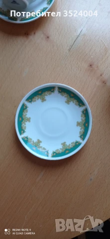 Нов сервиз от 60 -70 те години на 19 век Ръчно рисуванПо печата  отдолу е френски порцелан, снимка 2 - Антикварни и старинни предмети - 48073874