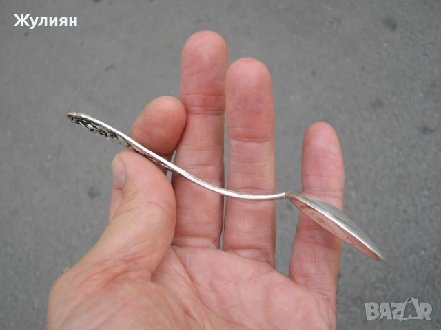 СТАРА СРЕБЪРНА ЛЪЖИЧКА С РОЗА СРЕБРО 800, снимка 4 - Антикварни и старинни предмети - 51147411