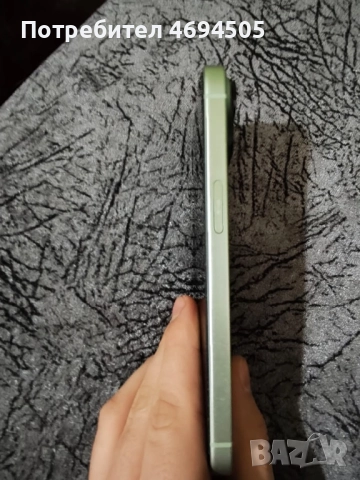 📱 iPhone 15 – Отлично състояние, без драскотини, пълен комплект | 1300 лв, снимка 4 - Apple iPhone - 52920786