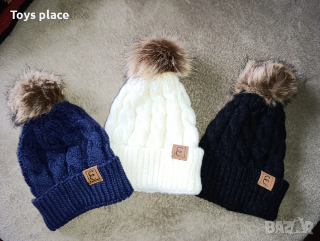Зимна плетена шапка с пух, ръкавици , снимка 3 - Шапки - 52811321