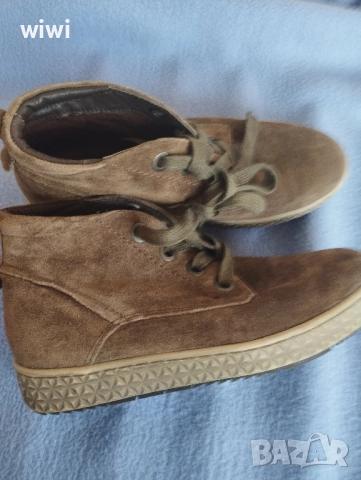 Кецове Hush pupies номер 38.