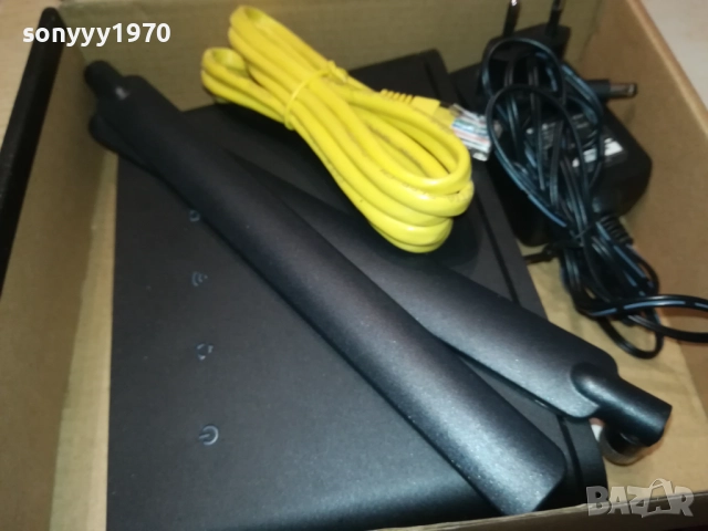 HUAWEI 4G РУТЕР С 2 АНТЕНИ В КУТИЯ 1910251905, снимка 4 - Рутери - 52109523