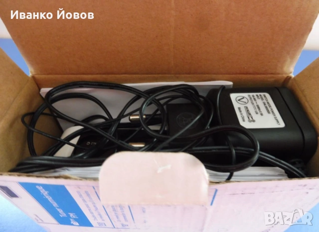 Радио будилник PHILIPS, цифров тунер, 10 радиостанции, аларма, снимка 8 - Радиокасетофони, транзистори - 53307436