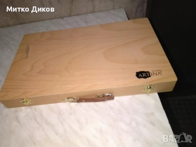 Кутия с четки моливи пастели и други за рисуване маркови на Артина, снимка 3 - Ученически пособия, канцеларски материали - 50517635