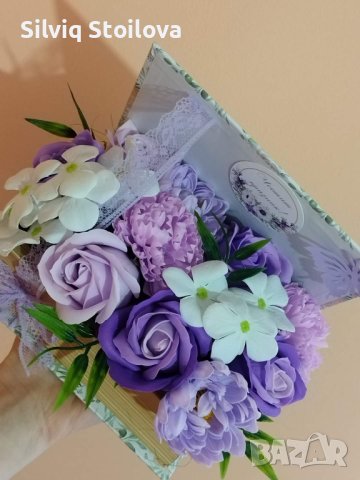 Кутия книга със сапунени цветя, снимка 8 - Подаръци за жени - 40305124