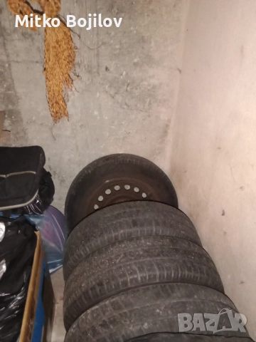Летни гуми с джанти 13 цола и резервна гума., снимка 2 - Гуми и джанти - 52854708