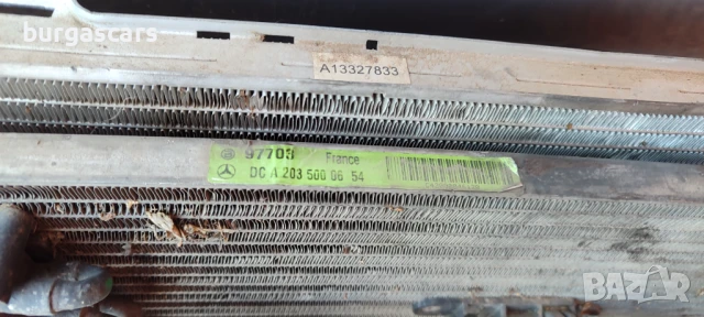Радиатор климатик A 203 500 06 54 Mercedes C220 CDi W203 - 80лв, снимка 2 - Части - 50536800