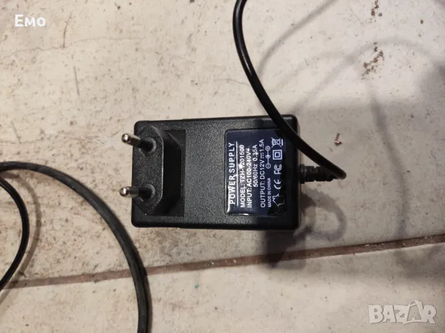 Адаптер 12V 1.5A, снимка 2 - Кабели и адаптери - 39963629