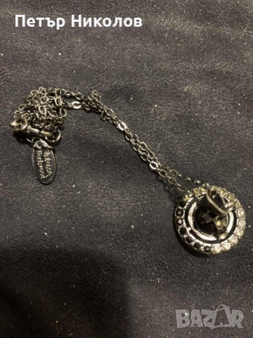 Vivienne Westwood оригинално колие, снимка 3 - Колиета, медальони, синджири - 51957220