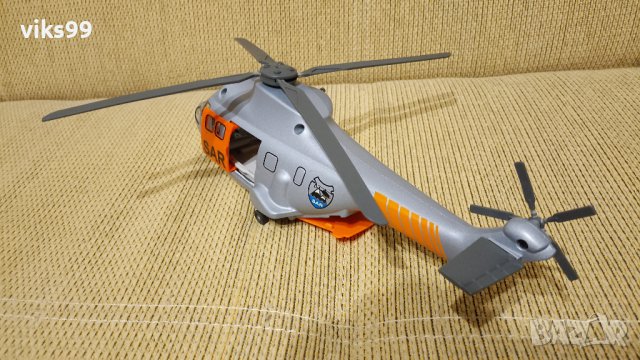 Метален SAR Transport Helicopter SIKU 2527 1:50, снимка 4 - Колекции - 43653811