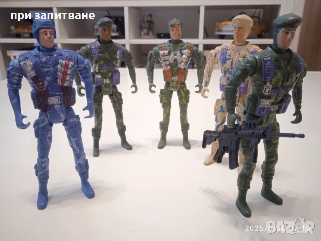 9 бр. фигурки на войници 15 см. и 12 см., снимка 2 - Колекции - 51539920