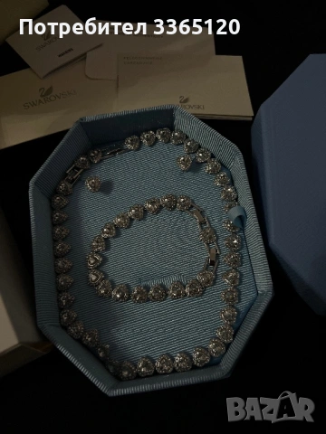 Ariana Grande x Swarovski Crystal Heart set, снимка 3 - Други - 53219760