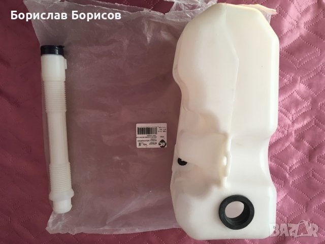 Казанче за течност за чистачки