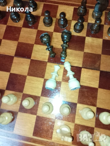Шах табла48/48 с дърв. фигури пулове,куфар за пикник , снимка 3 - Шах и табла - 47672764