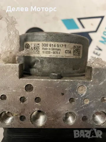 3Q0907379T 3Q0614517T ABS помпа  Golf VII 1.6TDI 5 ск., 72000 км., 110 к.с., 2018 г., снимка 3 - Части - 48706477