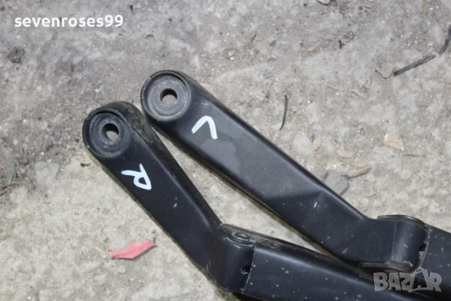 Рамо предни чистачки ляво дясно Фолксваген Голф 3 комби 1.9 tdi 90hp VW Golf 3  1H1955409B  410A, снимка 5 - Части - 50854917