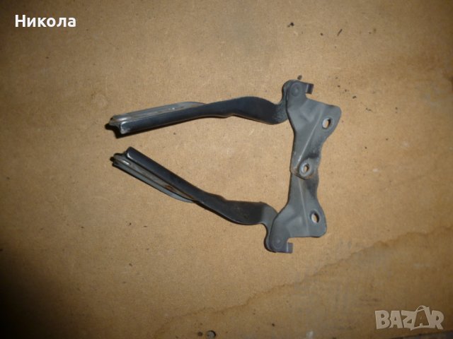 Панти преден капак Дайхатсу Териос 2000 год, снимка 2 - Части - 37180949