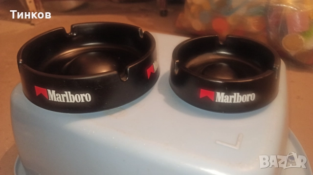 Оригинални рекламни материали Marlboro