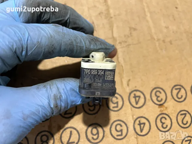 Краш Сензор Airbag Предна Дясна 7P0959354 Porsche Cayenne 3.0D 92A/2012г, снимка 4 - Части - 49552689