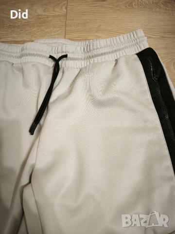 оригинално долнище Hurley , снимка 3 - Спортни дрехи, екипи - 53036535