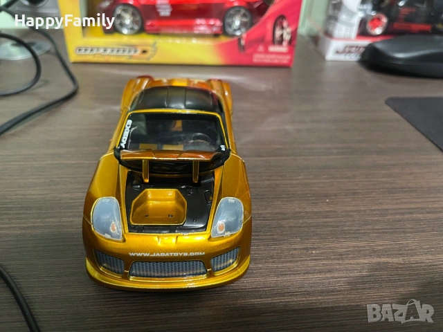 Мащабен модел Toyota MR2 MR 1:24 Jada Toys Бързи и Яростни, снимка 9 - Колекции - 53465399