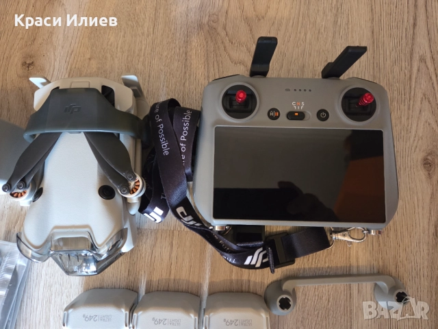 Дрон DJI Mini 4 Pro Fly More Combo, снимка 5 - Дронове и аксесоари - 52904616