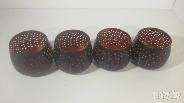 4 метални черни свещи с дупчици с червен восък (цената е за всички), снимка 6 - Декорация за дома - 51832575