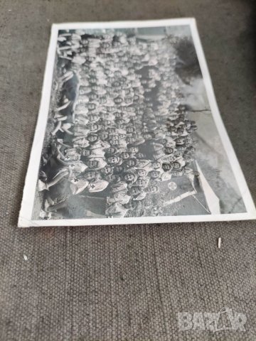 Продавам снимка БЧК , сестри , доброволки, ...