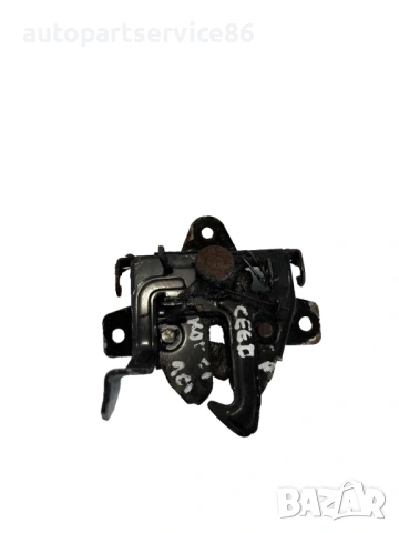 Преден механизъм за заключване на капака за KIA Ceed 1.6 CRDi (2010)