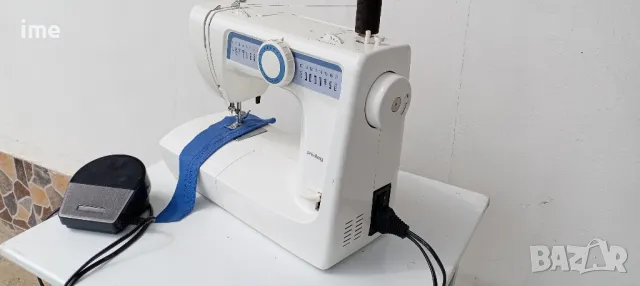 Шевна машина НОМЕР 01. Privileg Quelle. Ревизирана. Работеща с мостра на някой видове на шиене., снимка 2 - Шевни машини - 49864883