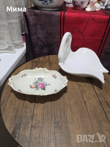 Порцеланова фруктиера лебед