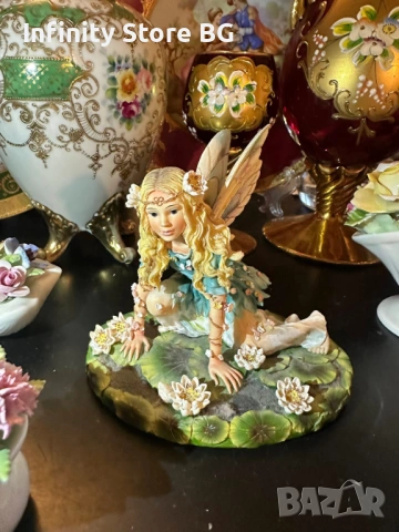 ✨ The Leonardo Collection by Christine Haworth – „Among the Waterlilies“ (Феята на лилиите) ✨, снимка 2 - Антикварни и старинни предмети - 53465715