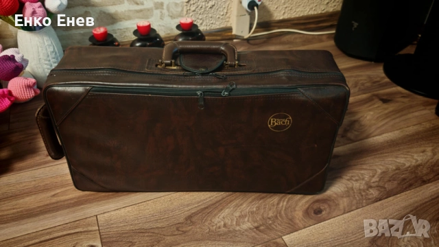 Предлагам за продажба Тромпет Vincent Bach Stradivarius 37 Gold, снимка 6 - Духови инструменти - 52368418