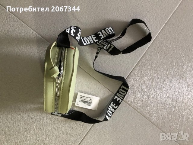 Детска чантичка, снимка 2 - Детски портмонета - 39394387