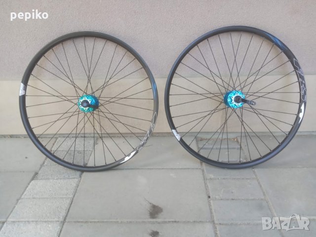 Продавам колела внос от Германия алуминиеви двойностенни усилени капли FBS 26 цола диск, снимка 1 - Части за велосипеди - 33394484