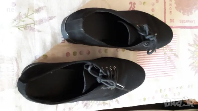 Дамски велурени обувки , снимка 2 - Дамски ежедневни обувки - 48392889