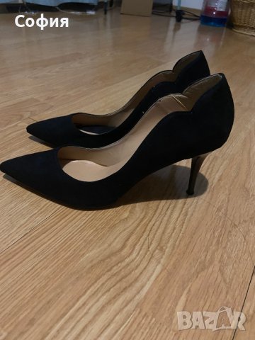 Токчета дамски , снимка 1 - Дамски обувки на ток - 43866536