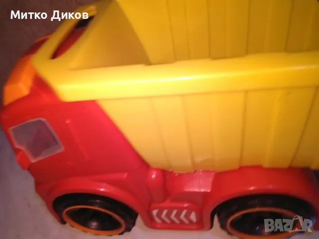 Детски самосвал нов 35х26см, снимка 11 - Коли, камиони, мотори, писти - 48299753
