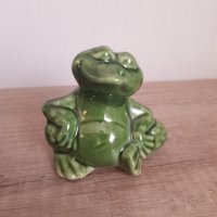 Порцеланова фигура-жаба, снимка 1 - Колекции - 36952834