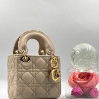 ✨Christian Dior дамски чанти мини / 3 цвята✨, снимка 3 - Чанти - 43505240
