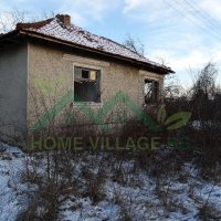 Голям имот в село Славейково, област Варна , снимка 2 - Парцели - 43750176