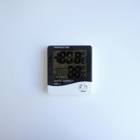 Настолен часовник с термометър,влагомер и календар HTC-1 за вътрешно ползване , снимка 1 - Други стоки за дома - 27347531