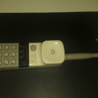 Стар телефон на Sony SPP-320, снимка 1 - Стационарни телефони и факсове - 43354559