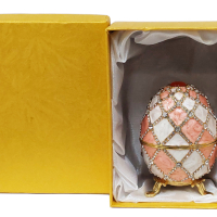 Фаберже стил, яйце-кутийка за бижута, инкрустирана с кристали, в луксозна подаръчна кутия., снимка 5 - Декорация за дома - 37922284