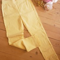 Жълти еластичти бермуди с дантела, снимка 3 - Къси панталони и бермуди - 28919975