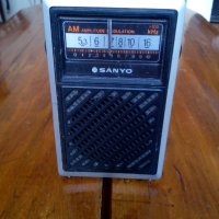 Старо радио,радиоприемник SANYO #2, снимка 1 - Антикварни и старинни предмети - 27449097