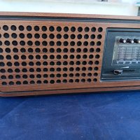 GRUNDIG  RF 711 Радио. /1, снимка 2 - Радиокасетофони, транзистори - 44131888