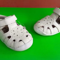 Английски детски сандали естествена кожа-Happy bee, снимка 1 - Детски сандали и чехли - 32972230