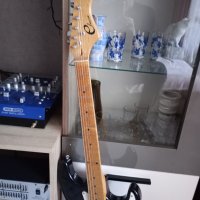 Електрическа китара тип stratocaster, снимка 8 - Китари - 43771197